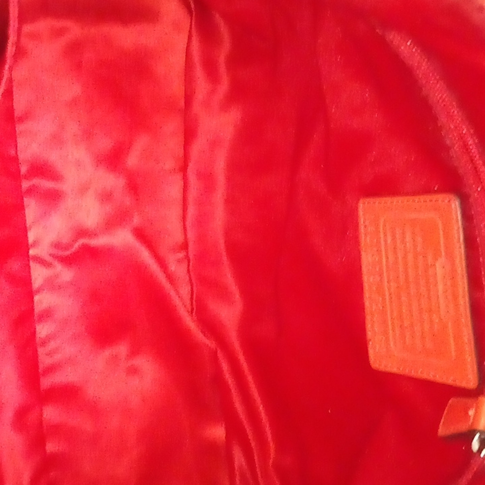 Coach - Picture 4 of 4
